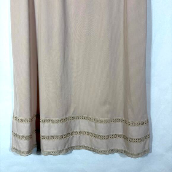 Vintage Cream Beige Half Slip 26" Wide Lace Strip Hemline Small Nylon Retro - Picture 10 of 11